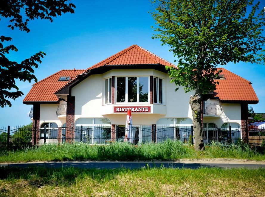 Rezydencja Lux Rewa Kültér fotó